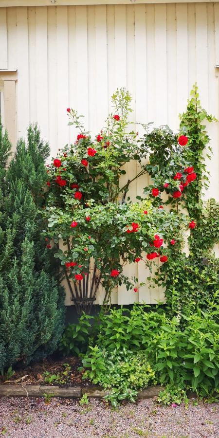 Kinne-Vedum Bed And Breakfast Gotene Bagian luar foto