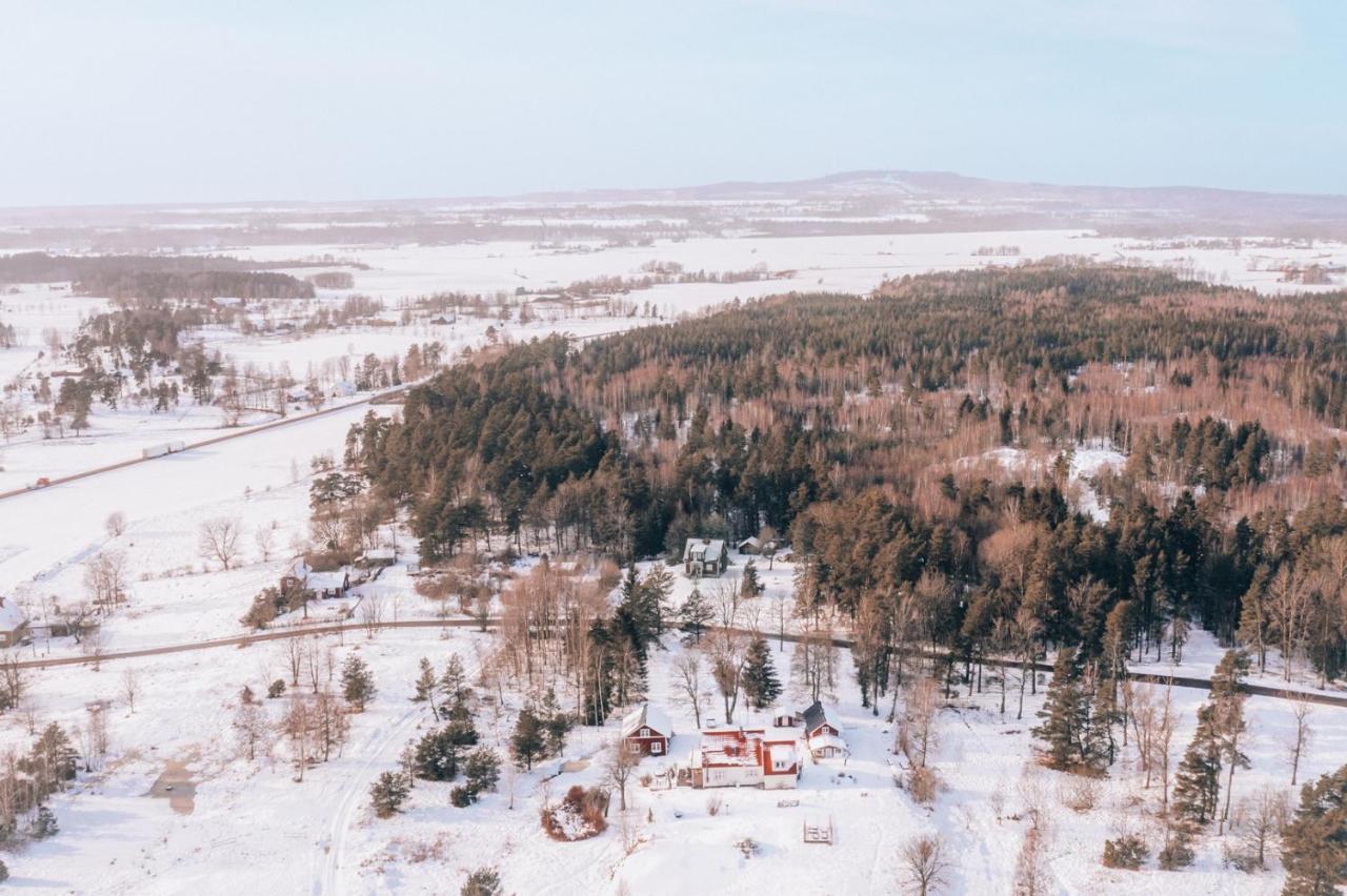 Kinne-Vedum Bed And Breakfast Gotene Bagian luar foto