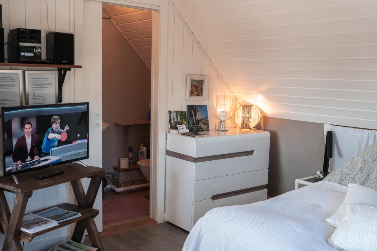 Kinne-Vedum Bed And Breakfast Gotene Bagian luar foto